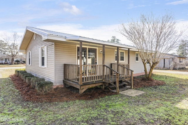 view of front of house featuring covered porch