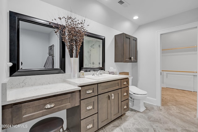 full bathroom with toilet, recessed lighting, vanity, visible vents, and baseboards