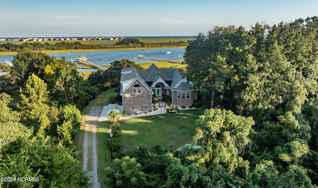 bird's eye view with a water view