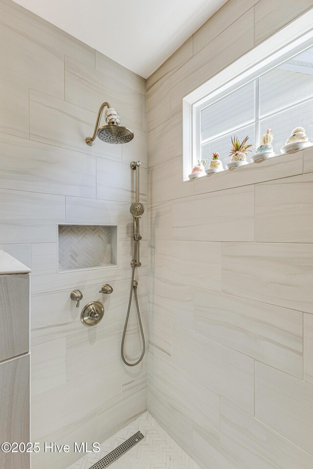 600 Planters Ridge Dr, Sunset Beach, NC 28468 - bathroom with tiled shower