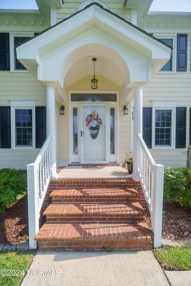 view of entrance to property