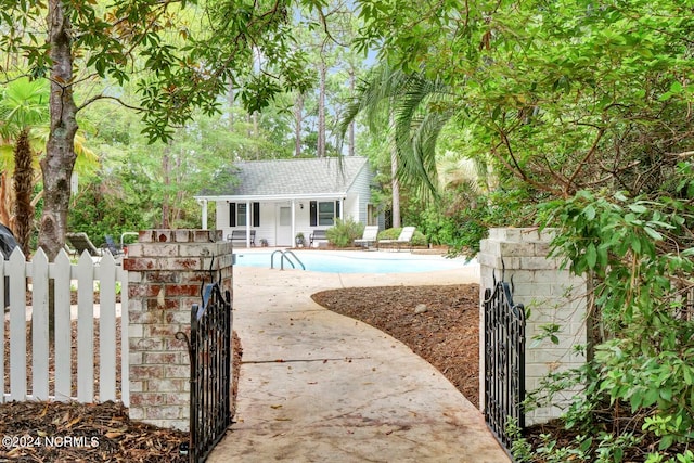 view of front of home