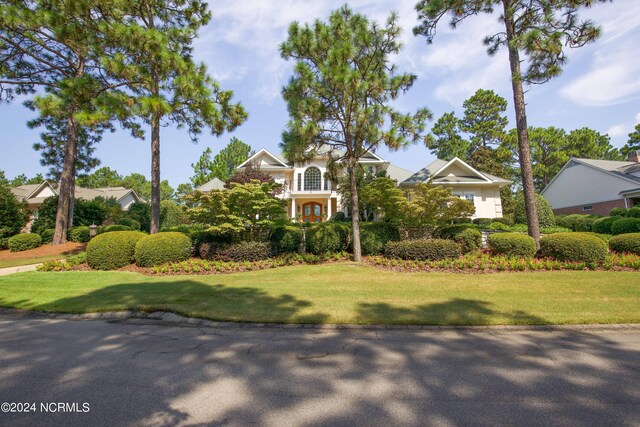 119 Saint Mellions Dr, Pinehurst, NC 28374 - view of front of home featuring a front yard