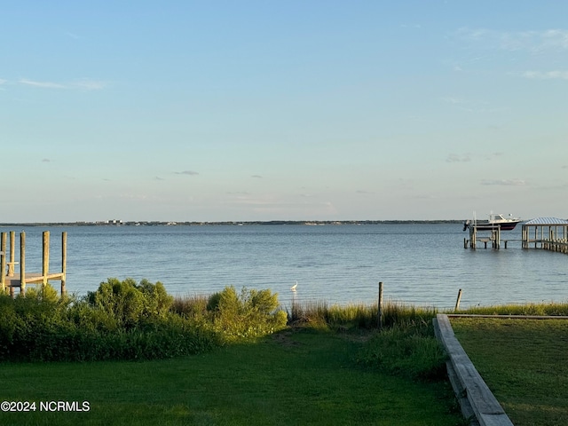 view of water feature with a boat dock