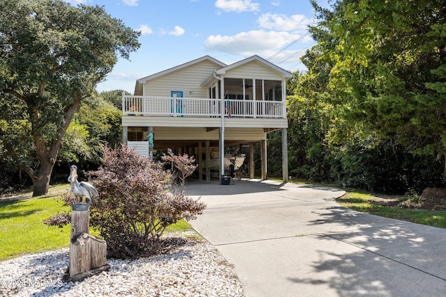 view of front of house featuring a carport