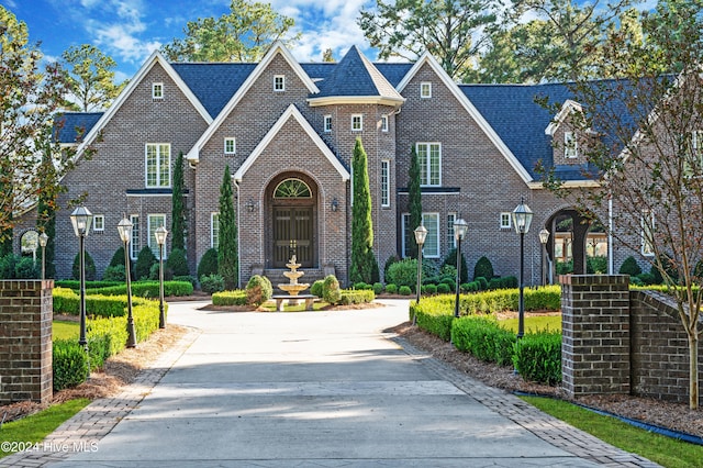 view of front facade