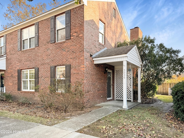 view of front of home