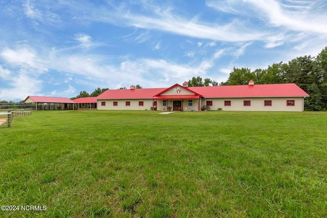 view of front of house with a front yard