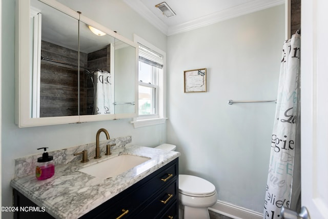 bathroom with a shower with curtain, toilet, crown molding, and vanity