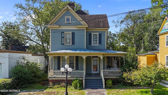 view of front facade with a porch