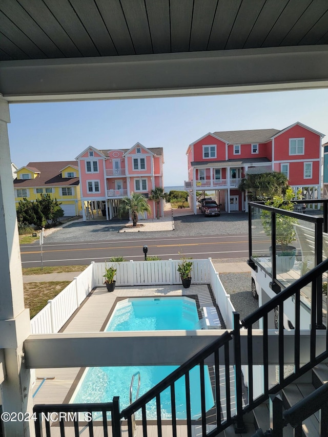 view of swimming pool