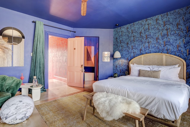 bedroom featuring ceiling fan