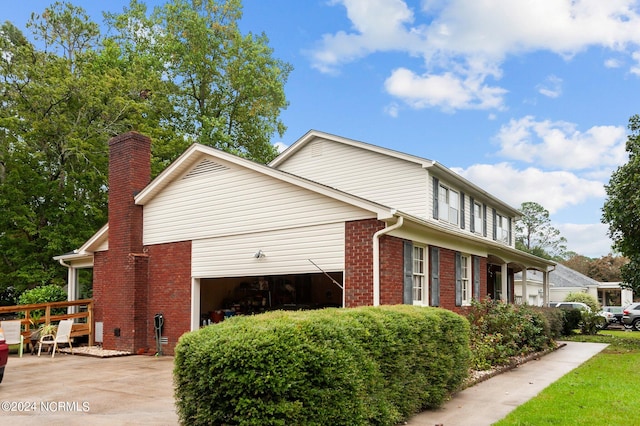 view of front of property