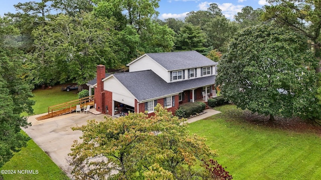 exterior space featuring a front lawn