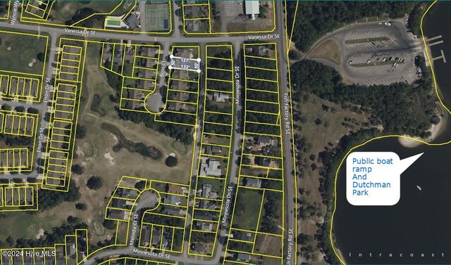 5104 Boss Ct SE, Southport, NC 28461 - aerial map of property and surrounding area with property parcel outlined