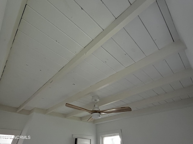 104 Charles St, Hertford, NC 27944 - detailed view of beam ceiling and ceiling fan