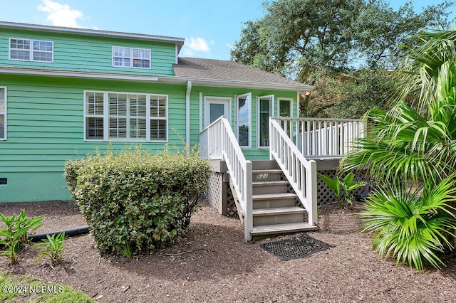 view of front facade featuring a deck