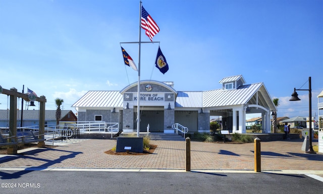 view of building exterior