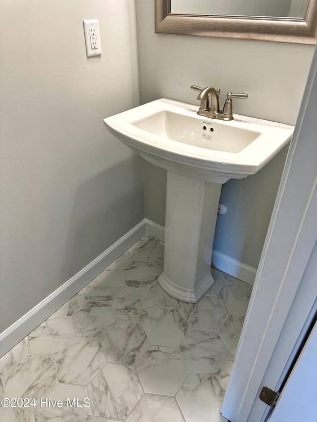 bathroom with sink