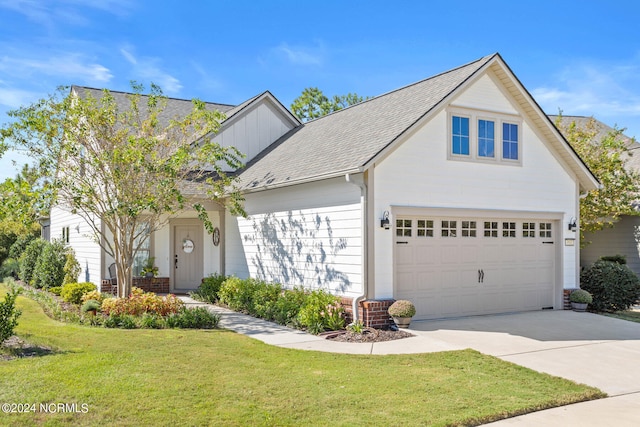 front facade with a front yard