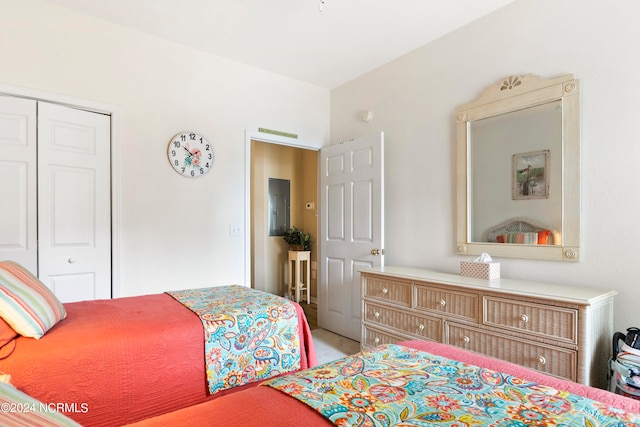 bedroom featuring a closet