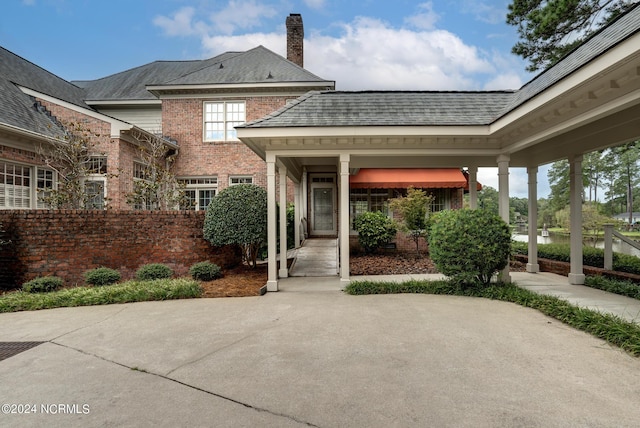 view of property entrance