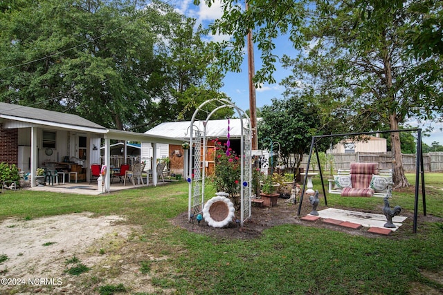 view of yard with a patio area