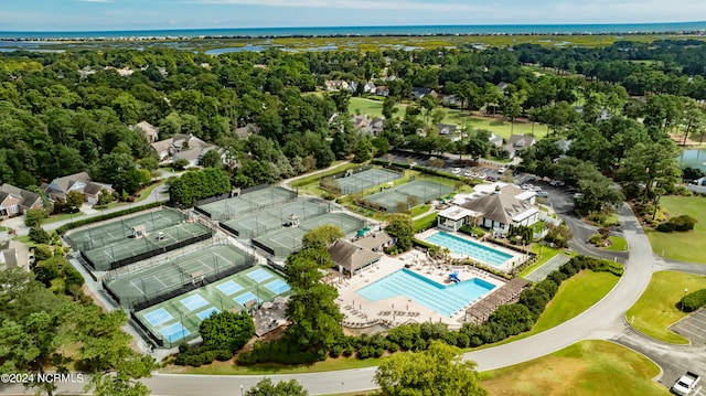 bird's eye view with a water view