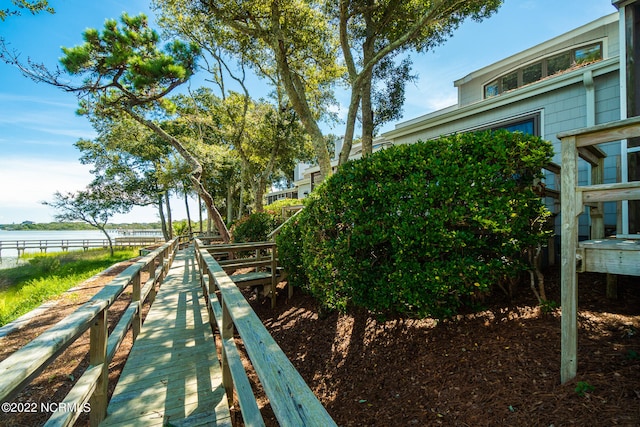 view of property's community featuring a water view