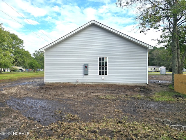 view of home's exterior