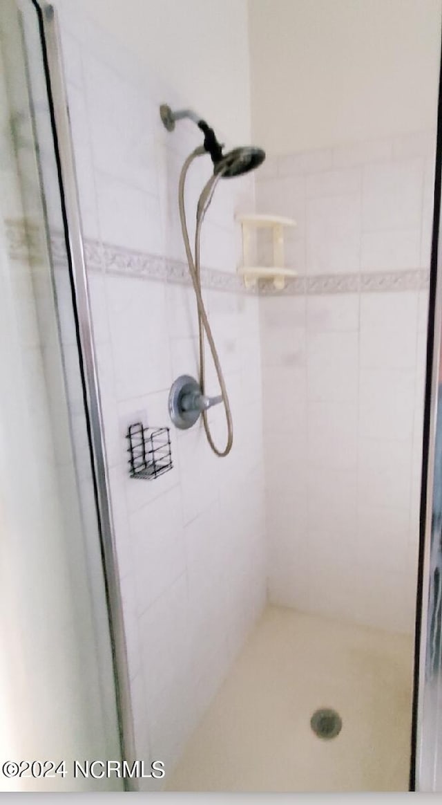 bathroom with walk in shower