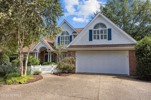 view of front facade featuring a garage