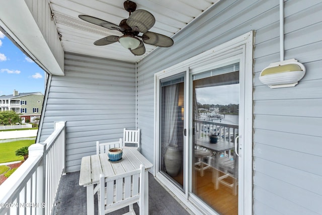 balcony with ceiling fan