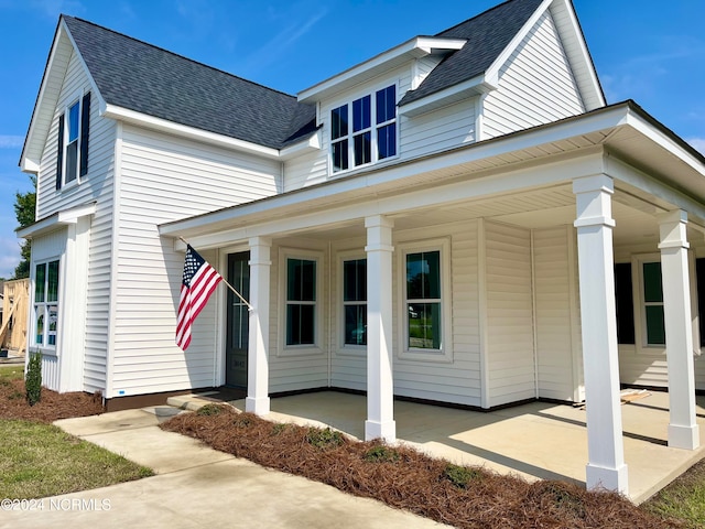 view of front of property with covered porch