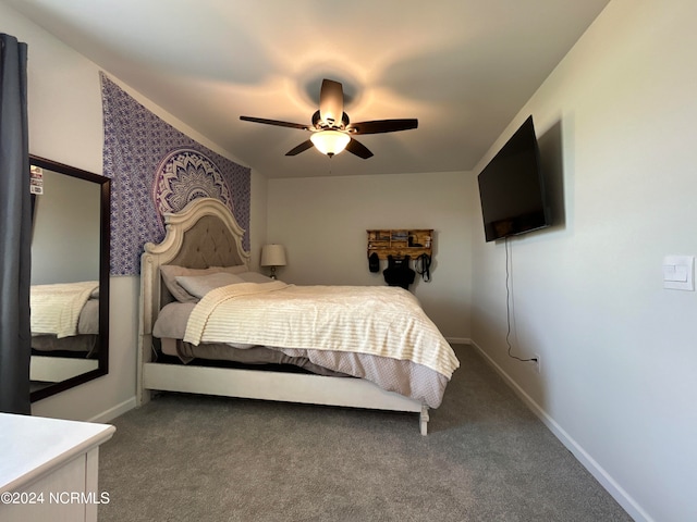 bedroom featuring ceiling fan and carpet flooring