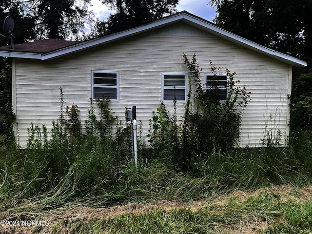 view of property exterior