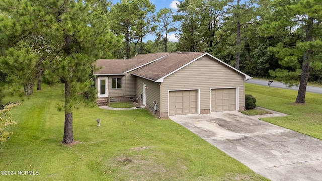 single story home featuring a front yard