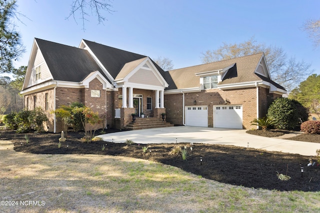 view of front facade featuring a garage