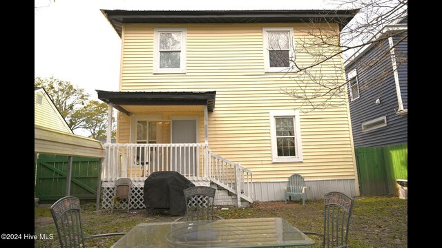 view of back of house