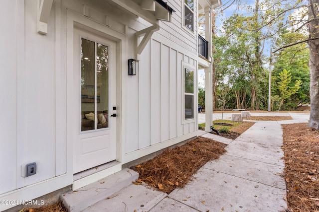 view of property entrance