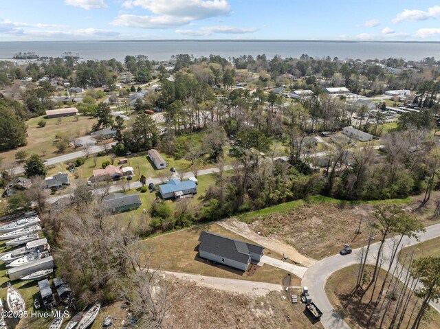 308 Camp Creek Dr, Oriental, NC 28571 - birds eye view of property featuring a water view