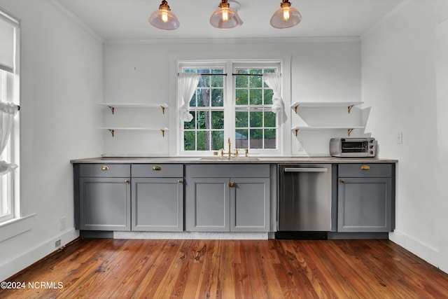 kitchen featuring gray cabinetry, sink, stainless steel dishwasher, and dark hardwood / wood-style floors