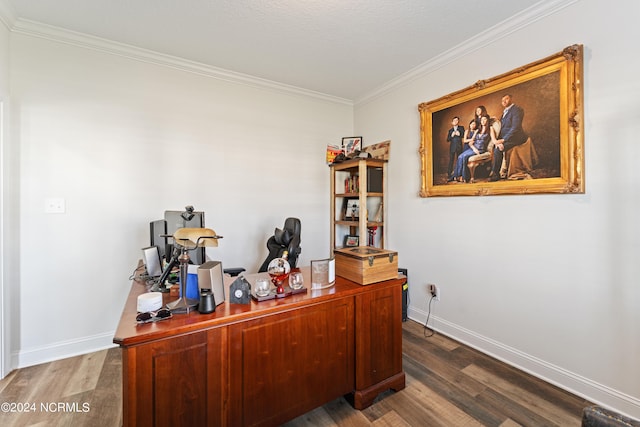 office area featuring ornamental molding, a textured ceiling, and hardwood / wood-style floors