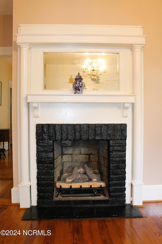 room details with hardwood / wood-style floors