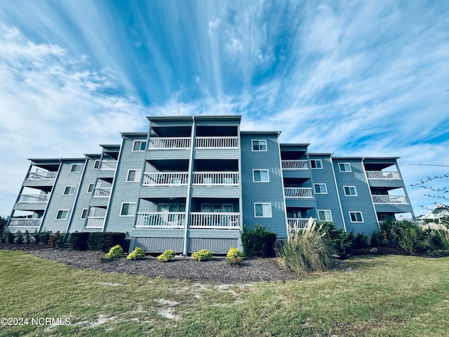 view of building exterior