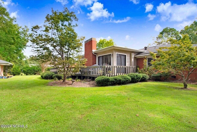 1803 Sedgefield Dr, Kinston, NC 28504 - view of yard with a deck