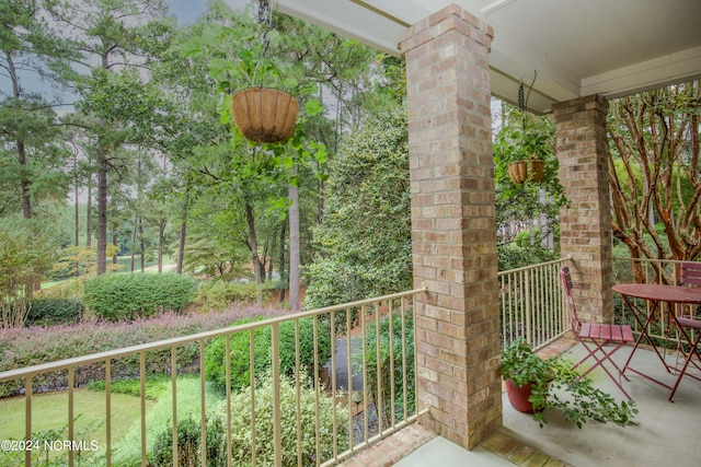 balcony with a porch