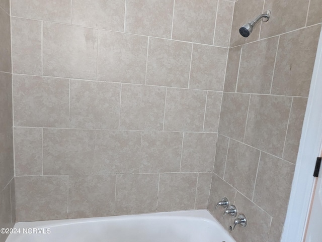 101 Kirkland Dr, Greenville, NC 27858 - bathroom with tiled shower / bath combo