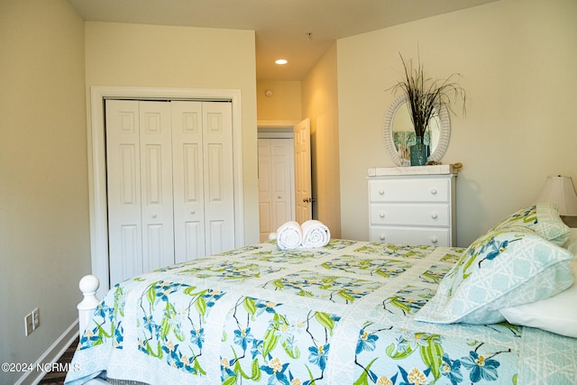 bedroom featuring a closet