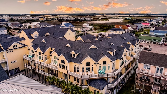 view of aerial view at dusk